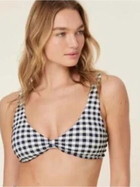 A die Black & White Gingham Bikini Top